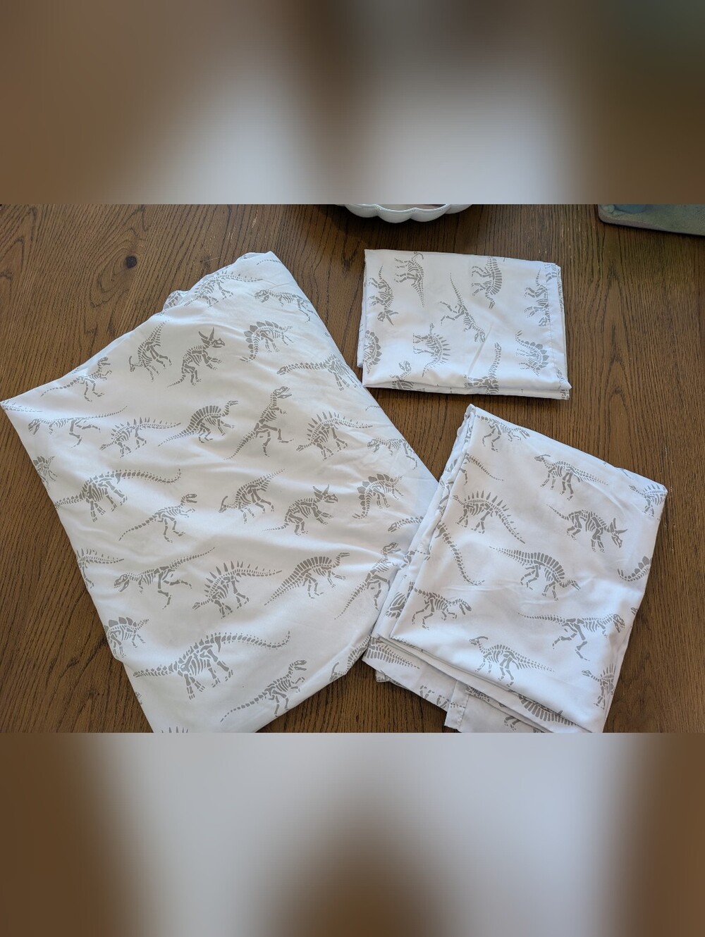 White Dinosaur Skeleton Print Bedding Sheet Set, Twin